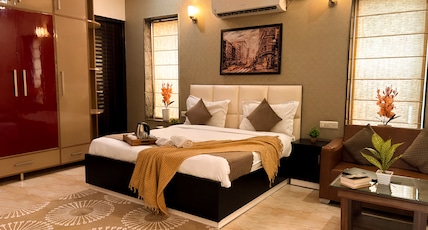 Homefort Stays, Millennium City Centre Gurugram Room Type - Premium Room (Private Balcony) Homefort Stays, Millennium City Centre Gurugram Room Type - Premium Room (Private Balcony)