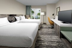 Hilton Garden Inn Miami Brickell South