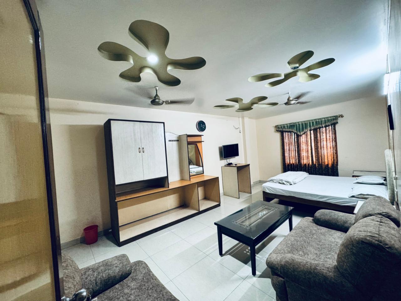 Hotel Surya - Tap to explore photos