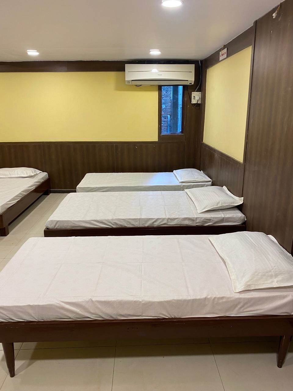 Hotel Skylark Nagpur - Tap to explore photos