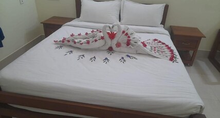 Hotel Alps Residency Room Type - Standard Double