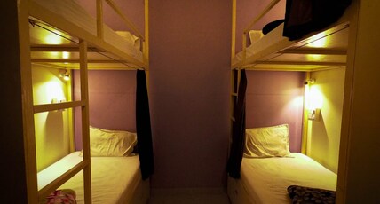 Moksh Ganga Room Type - 4-Bed Dormitory Room - Non AC