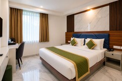 Sabu's Grand Royale Hotel