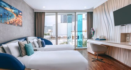Hotel Baraquda Heeton Pattaya by Compass Hospitality Room Type - Deluxe Twin Room with Balcony Hotel Baraquda Heeton Pattaya by Compass Hospitality Room Type - Deluxe Twin Room with Balcony