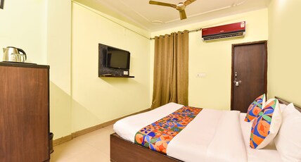 FabHotel Raghukul - Nr Chokhi Dhani Room Type - Deluxe Room