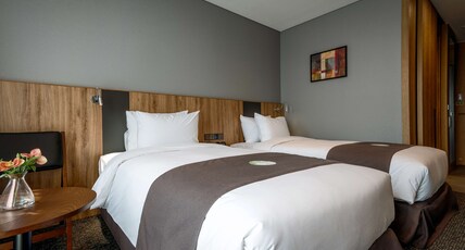 Best Western Plus Hotel Sejong Room Type - 2 Single Beds, Non-Smoking, Standard Room, Refrigerator, 2 Free Bottles Of Water, Wi-Fi, Coffee And Best Western Plus Hotel Sejong Room Type - 2 Single Beds, Non-Smoking, Standard Room, Refrigerator, 2 Free Bottles Of Water, Wi-Fi, Coffee And