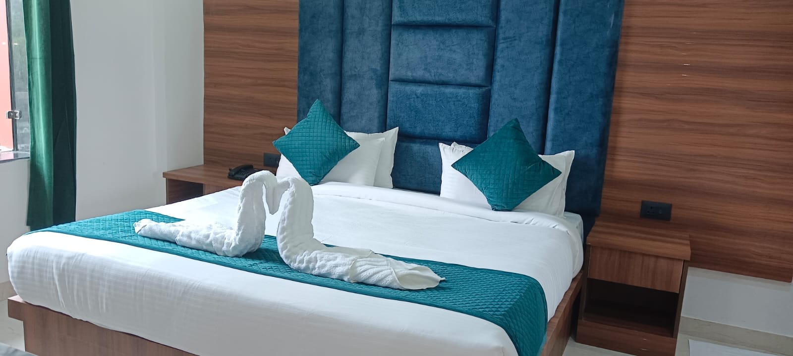 Hotel Dev Vilas - Tap to explore photos