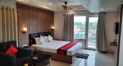 Park Point Room Type - AC Super Deluxe Room