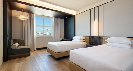Hilton Rome Airport Room Type - TWIN DELUXE RM
