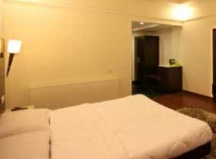 Grand Treat Chennai Room Type - Executive Room