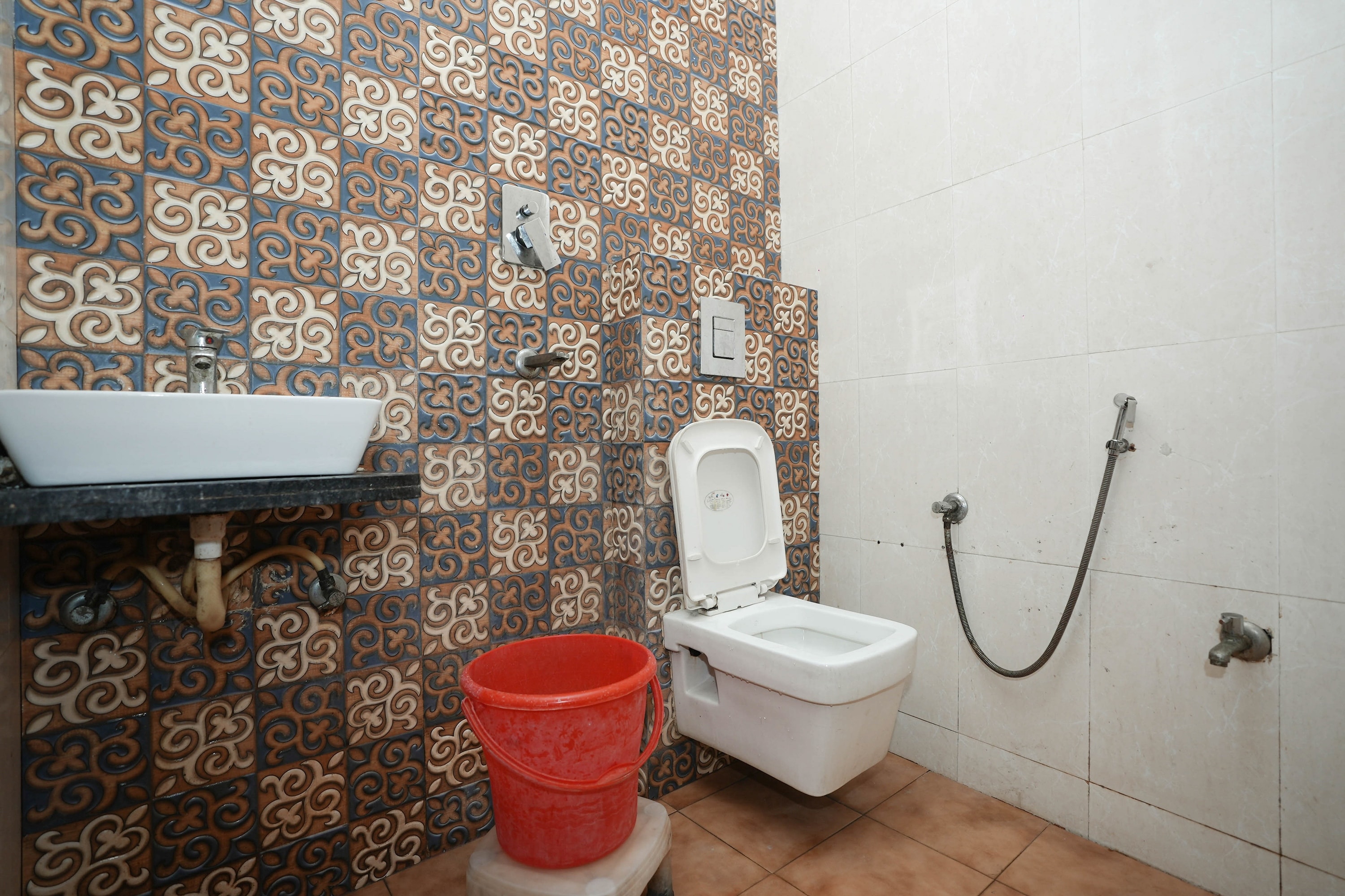 Hotel Sai Dham International ,Paharganj - Tap to explore photos