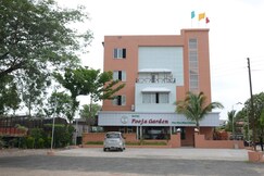 HOTEL POOJA GARDEN AND LODGING