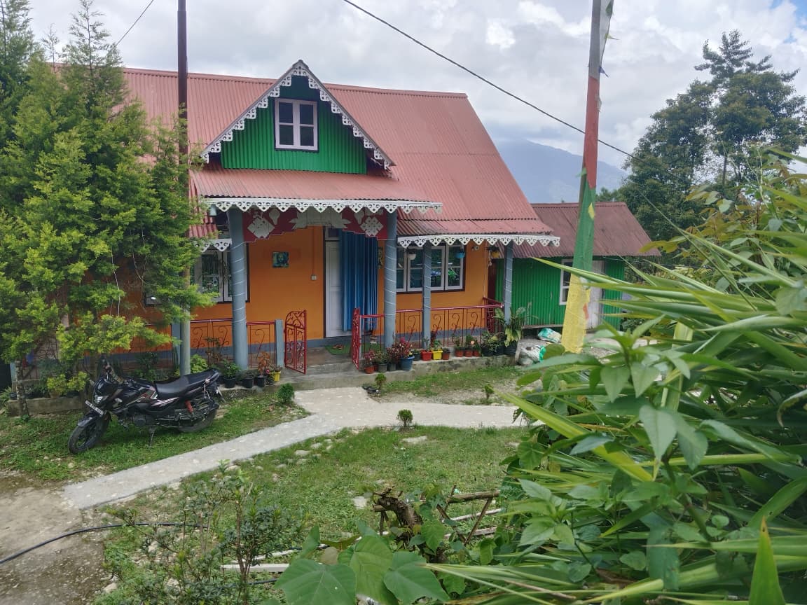 ARADDHA ORANGE GARDEN HOMESTAY - Tap to explore photos