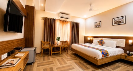 Hotel The Royal GM Plaza Room Type - Royal Deluxe Room