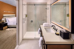 Hotel Melby Downtown Melbourne Tapestry Collection by Hilton