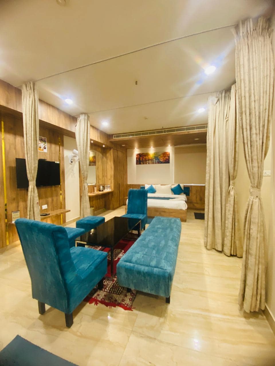 HOTEL SREE KUBERA GRAND - Tap to explore photos