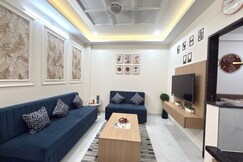Couple Friendly Private 1BHK Indore