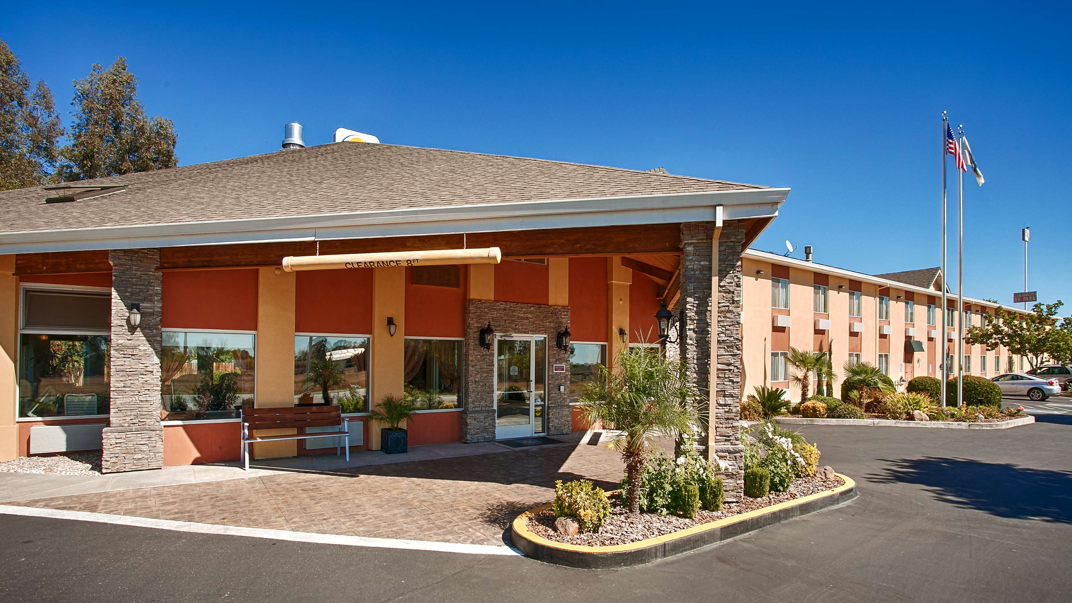 BEST WESTERN PLUS CORNING INN - Tap to explore photos