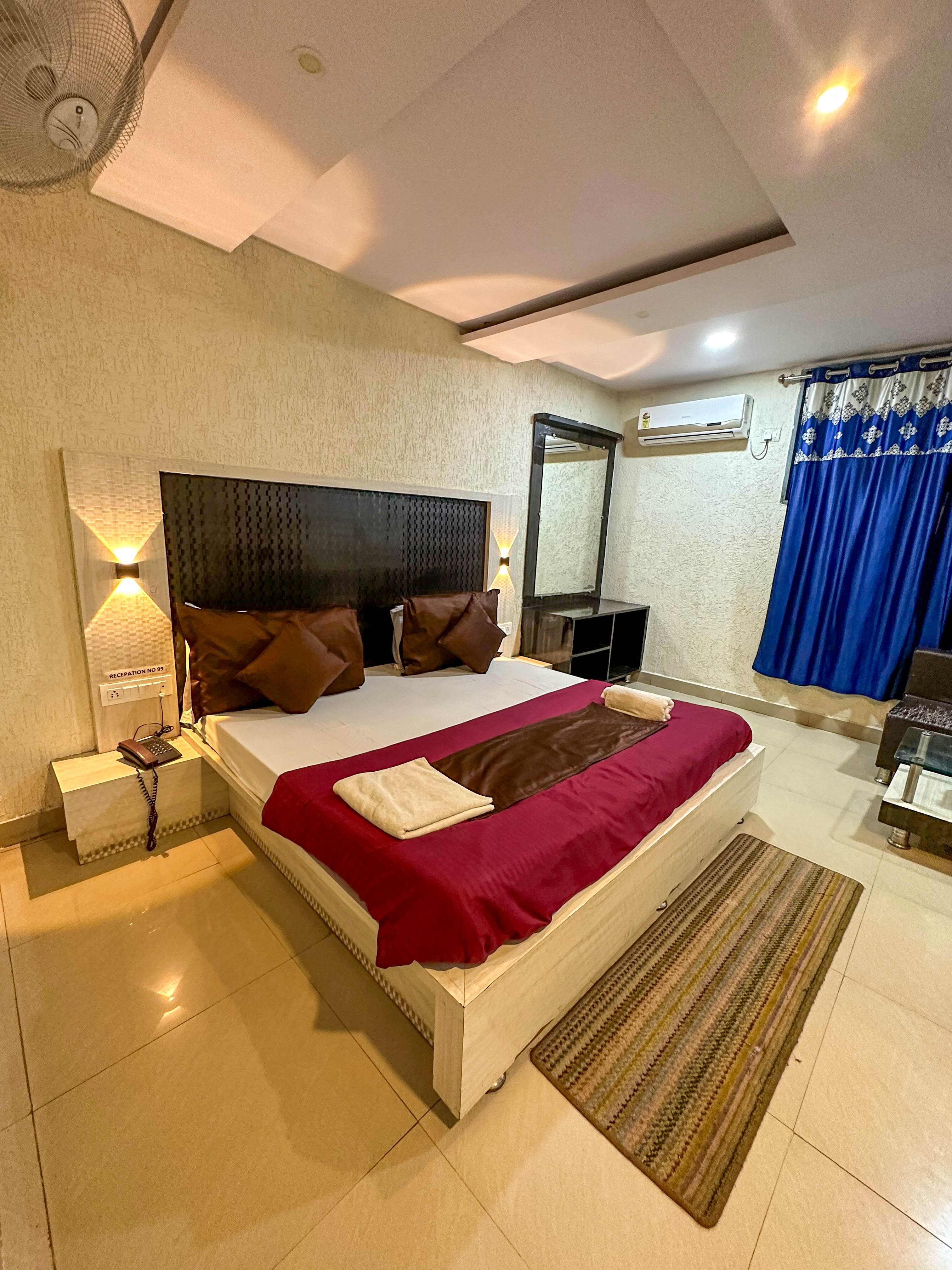 Hotel Payal - Tap to explore photos