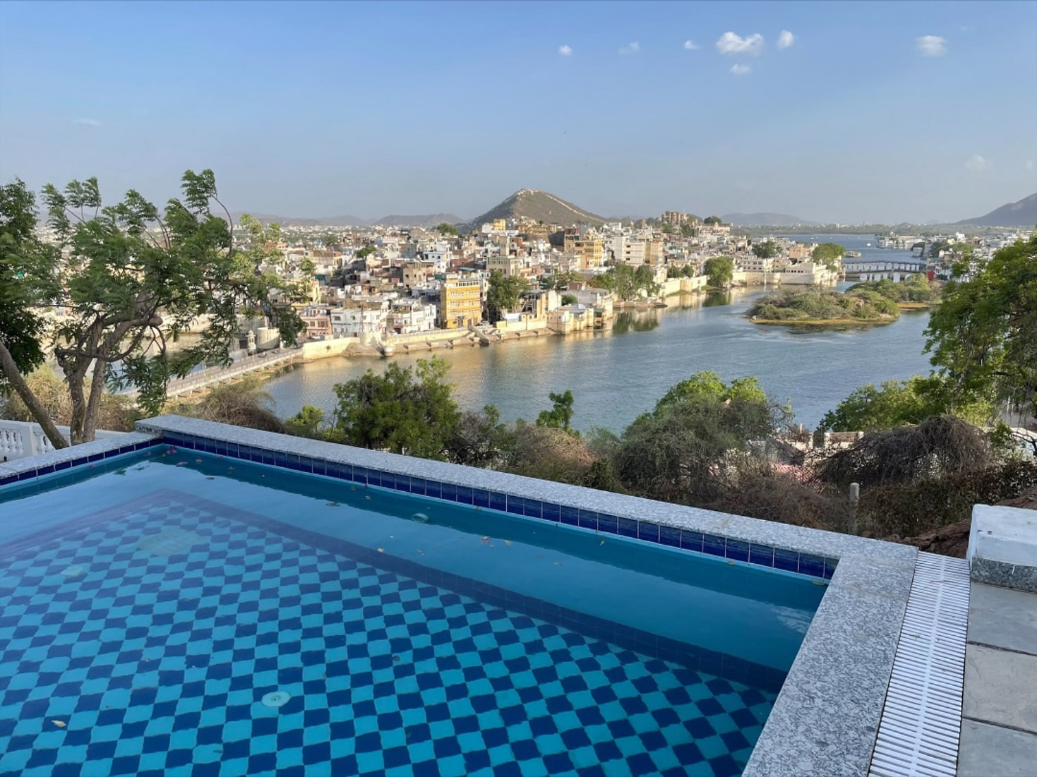 Heritage Kurabar House|78 year old Bungalow with Infinity Pool - Tap to explore photos