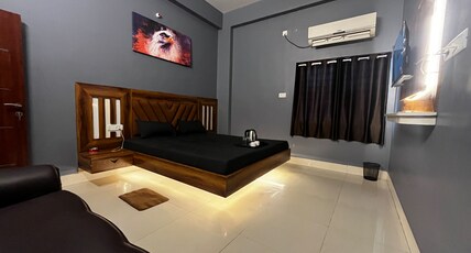 Roomssolution Patna Room Type - Dark Room