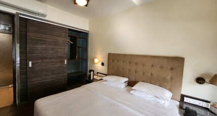 Silent Hills Resort Room Type - Suite Room with jacuzzi