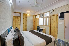 Collection O Aditya Inn Sector 66 Noida