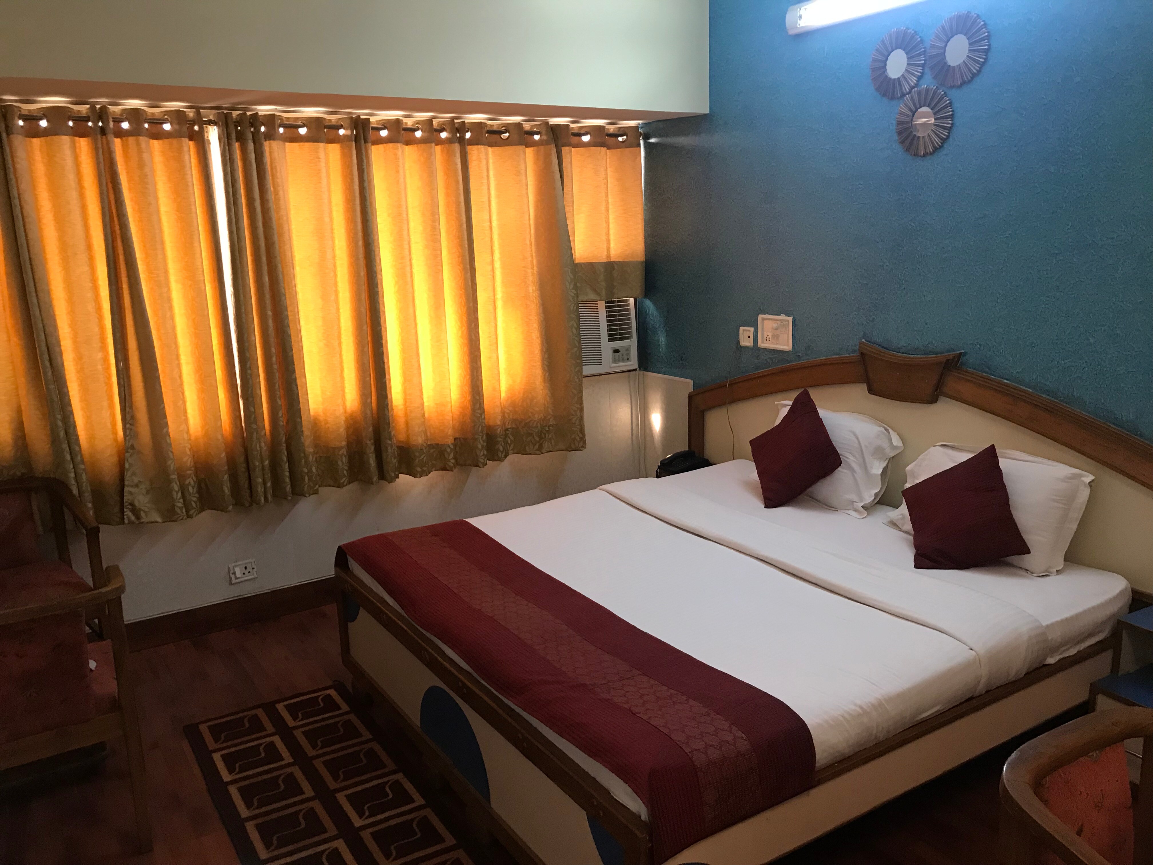 Hotel Sunshine Mohali - Tap to explore photos