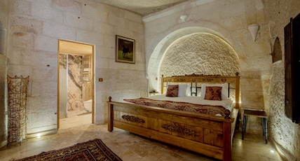 Roma Cave Suite Hotel Room Type - Deluxe Family Room