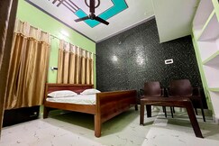 Sainik Homestay, Ayodhya