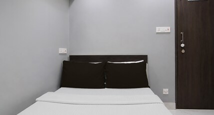 SPOT ON Alsana Guest House Room Type - SPOT ON NON-AC