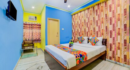 Nest Residency Room Type - Deluxe Room with free wi-fi