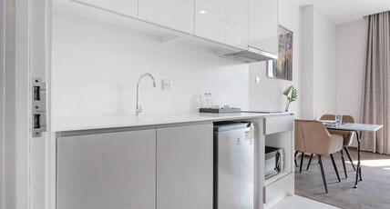 The Rich Residences Sukhumvit Room Type - Triple Premier