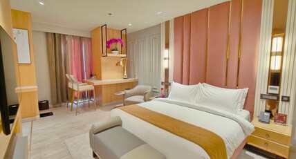 Hotel JSR Continental Room Type - Premium Suite - Pure Luxury