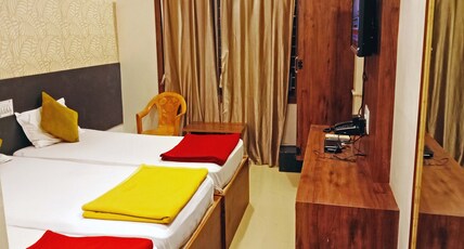 Subhadra Comforts Room Type - Deluxe Room AC