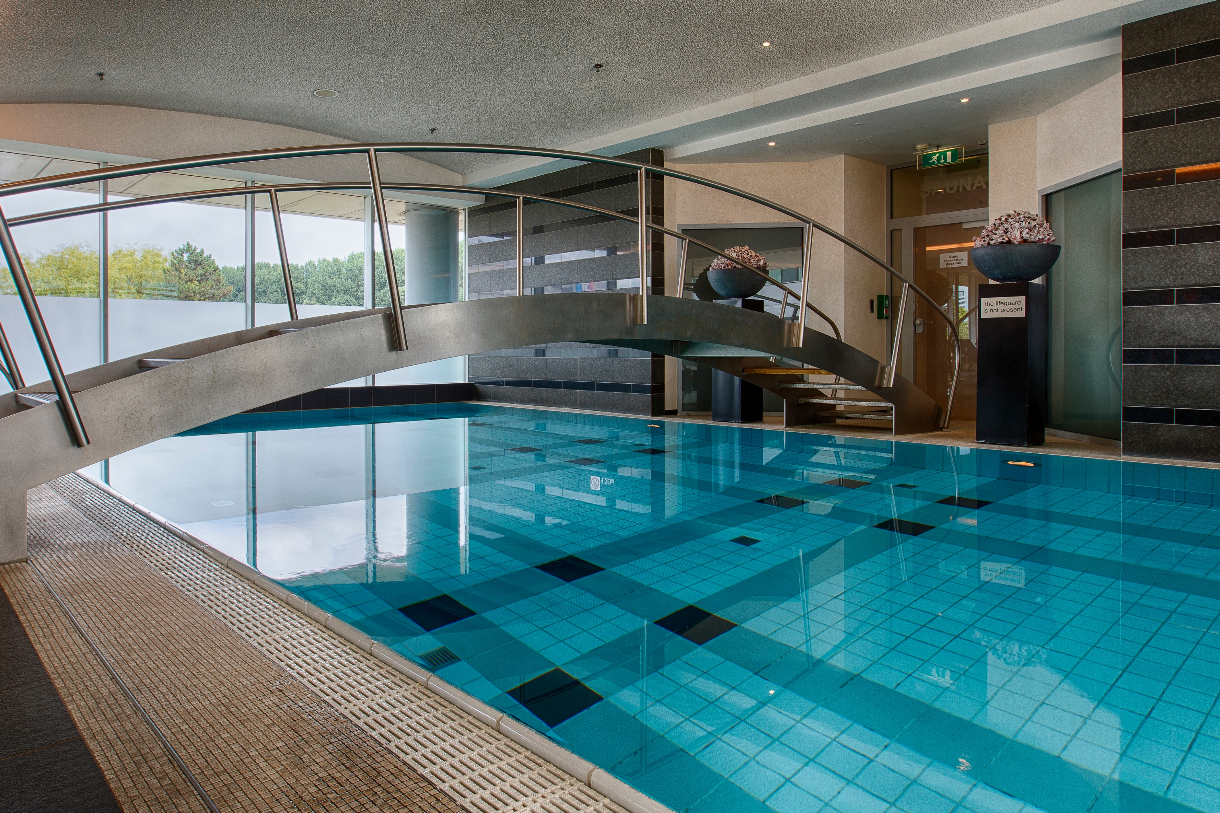 Steigenberger Airport Hotel Amsterdam - Tap to explore photos