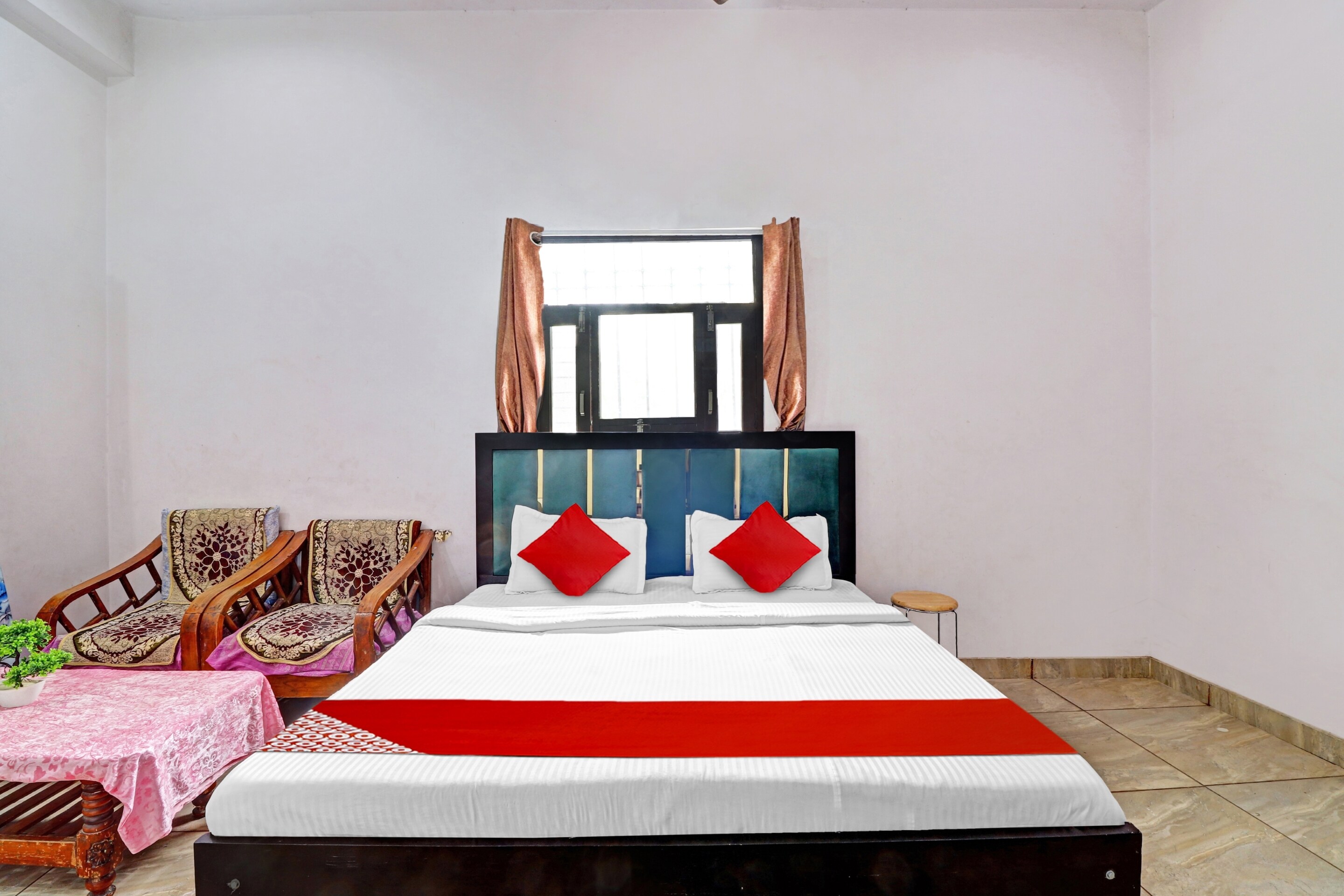 Hotel O Choice Guest House - Tap to explore photos