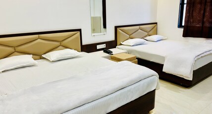 Hotel Shree Rameshwaram Room Type - Four Bed Family Room