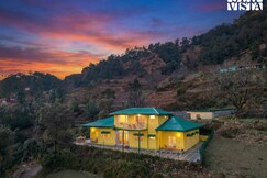 StayVista at Cloudview Villa