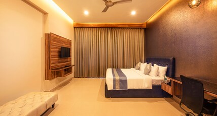 Home Town Galleria Manipal Room Type - Executive Suite Room