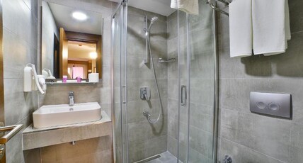 The Tango Hotel Taksim Room Type - Queen Balcony Room