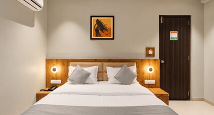 Hotel Hill City Room Type - Deluxe Room