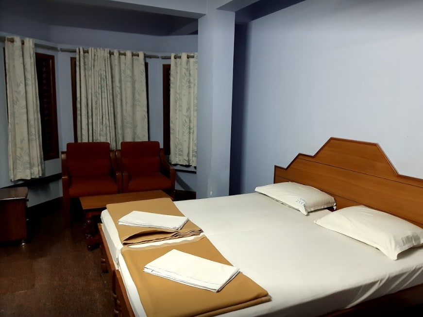 Hotel Sri Vigneshwara Comforts  - Tap to explore photos