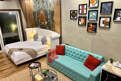 Luxury Suite by Aashiyaaana