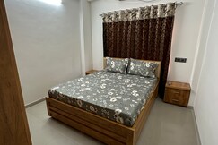 Apartment new 2Bhk near VFS