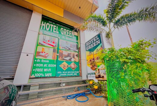 Green Hotel