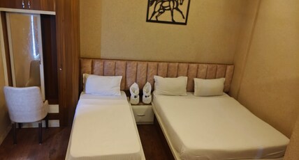 HOTEL ROYAL INN Room Type - SUPER DELUXE