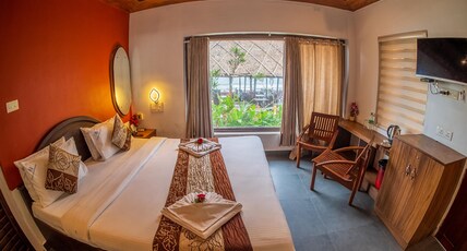 Black Beach Resort Room Type - Heritage AC Cottage