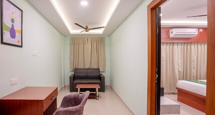 Treebo KT Grand Room Type - Spacious Premium Room