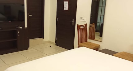 The Royal Court Hotel & Spa Room Type - Super Deluxe The Royal Court Hotel & Spa Room Type - Super Deluxe